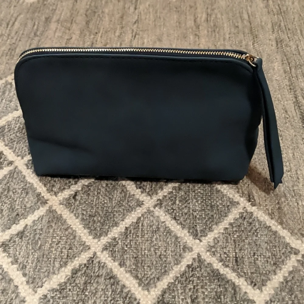 NWT Dark Blue Vegan Suede/Textured Makeup Case